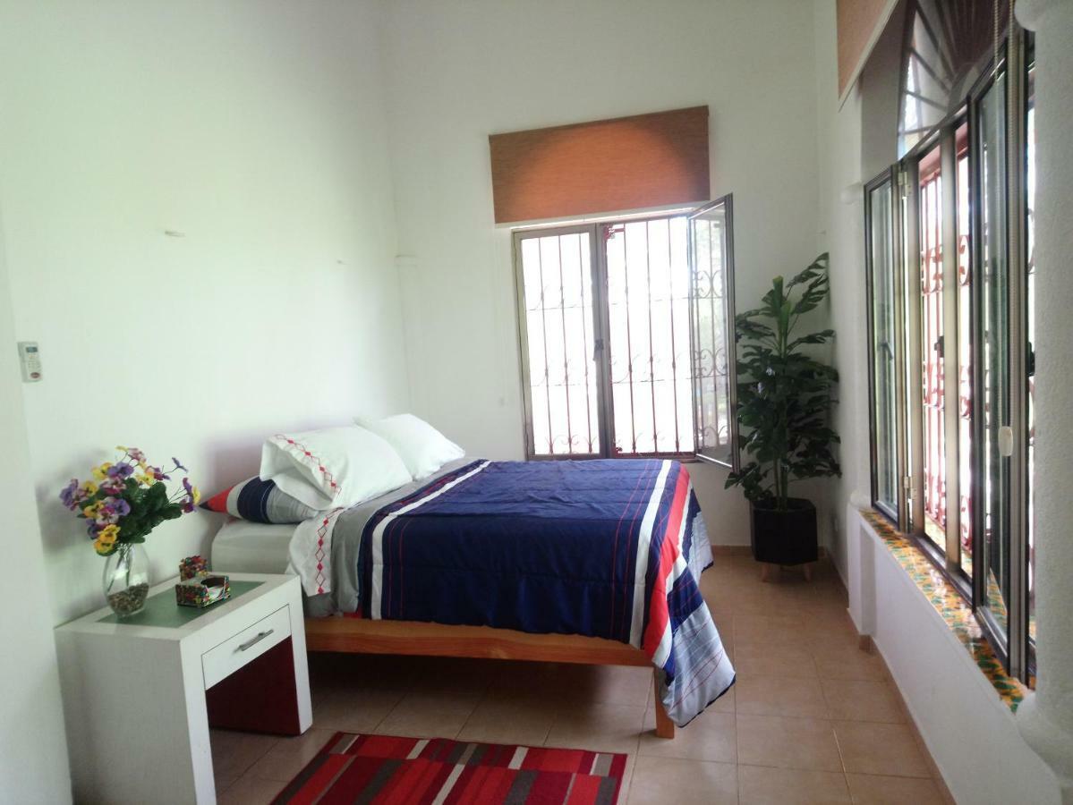 Casita Rustica En La Selva Hotel Cancún Eksteriør billede